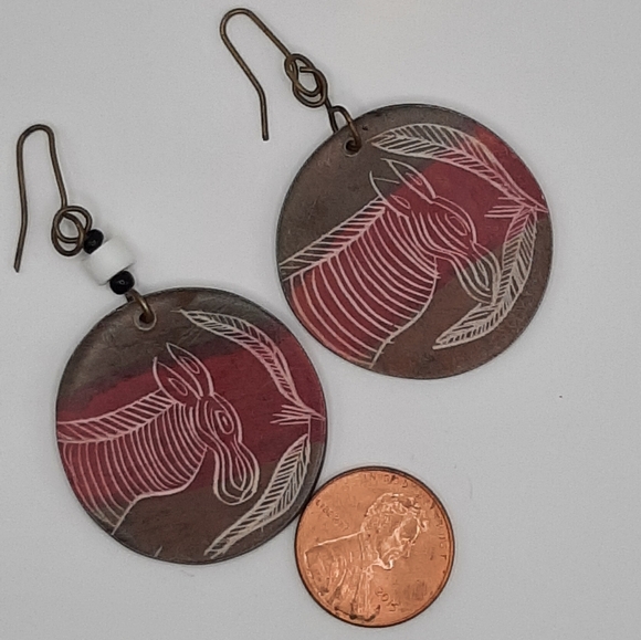 African-themed Zebra Earrings - Picture 1 of 3